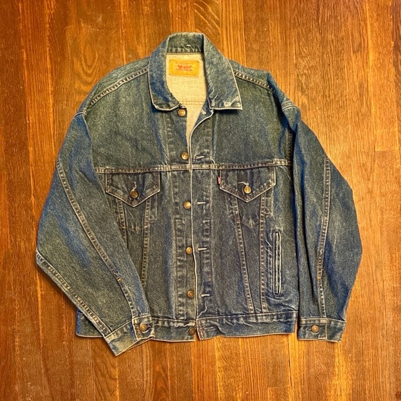 Levi's Vintage Denim Trucker Jacket - Picture 1 of 8
